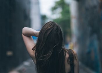 How to get a guy to pursue you? Skills are only auxiliary, the key is to believe that you are attractive