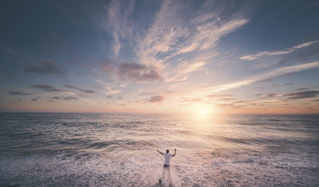 Confused about your love life, how can you calm your mind? Live in the moment to find yourself